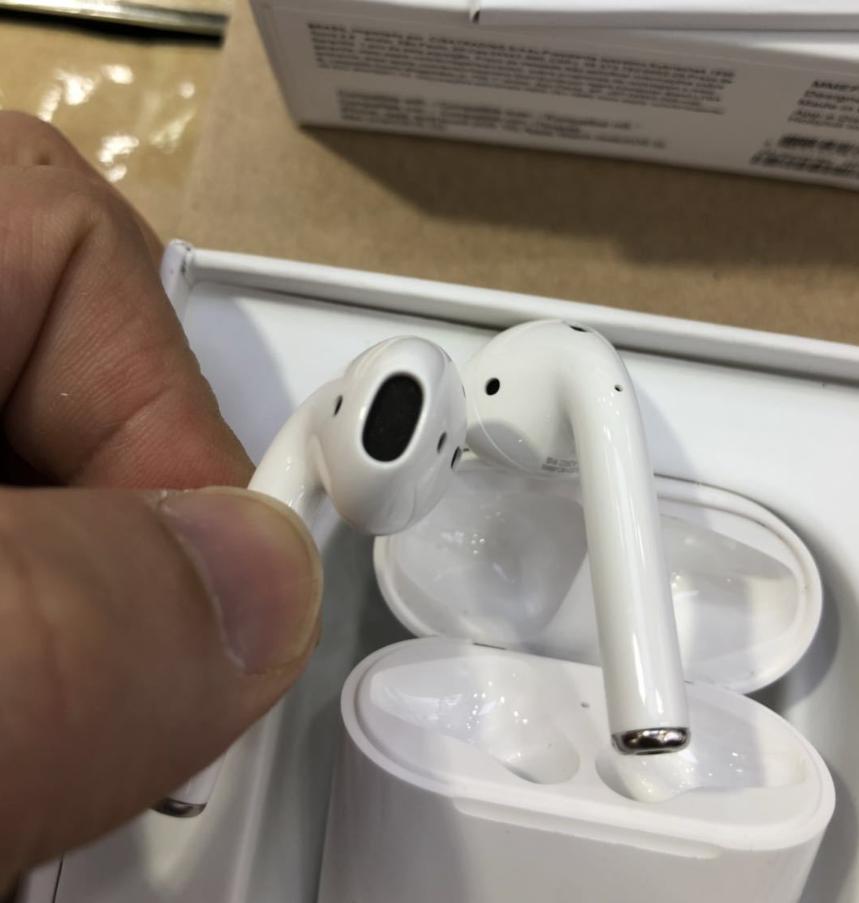 Wireless Bluetooth Earbuds